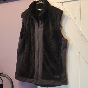 The North Face Fuzzy Vest • XL